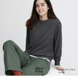 UNIQLO Soft Knitted Fleece Crew Neck Long-Sleeve T-Shirt xs